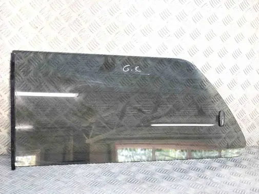 Toyota Hilux (AN10, AN20, AN30) Rear side window