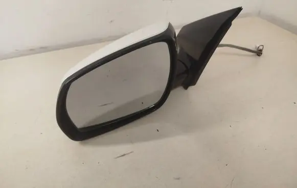 Front door electric wing mirror