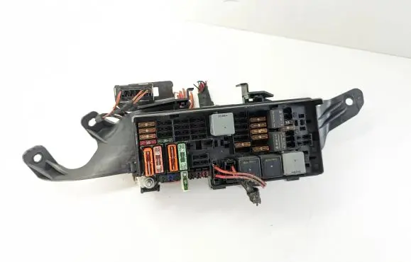 Mercedes-Benz GL X164 Fuse module A1645400572 5072426 2519305