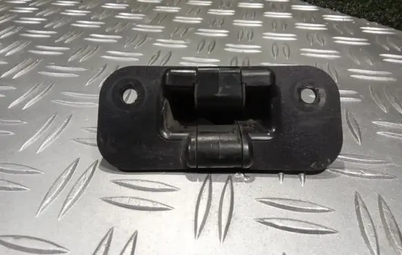 Mercedes-Benz Citan W415 Sliding door lock loop/hook striker 075742 67277