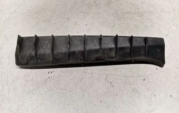 Hyundai Santa Fe Front bumper mounting bracket 865272W000