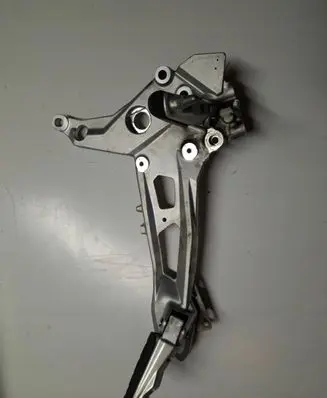 BMW 2 Active Tourer U06 Foot rest pad/dead pedal 8404014