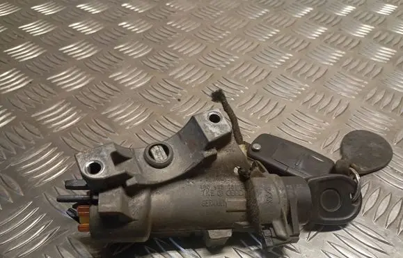Volkswagen Transporter - Caravelle T5 Ignition lock 4B0905851B