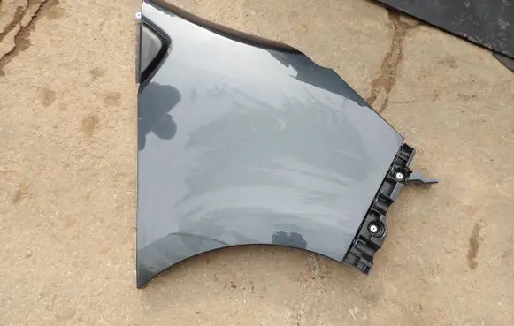 Renault Trafic III (X82) Fender