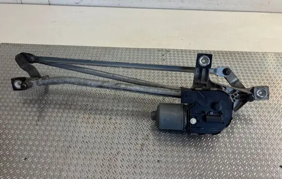 Front wiper linkage and motor