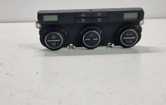 Volkswagen PASSAT B6 Climate control unit