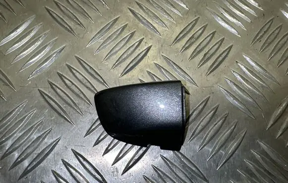 Volkswagen PASSAT B8 Front door handle cover 510837880A