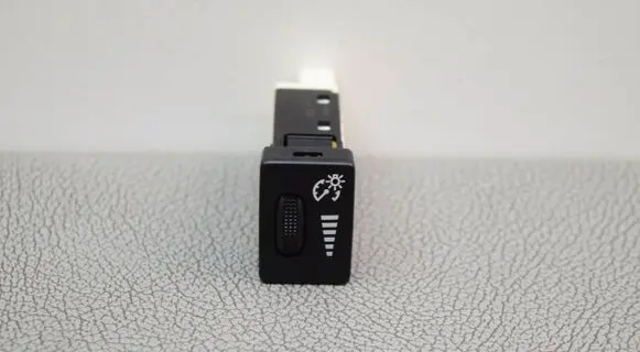 Toyota Prius (XW30) Other switches/knobs/shifts 453471