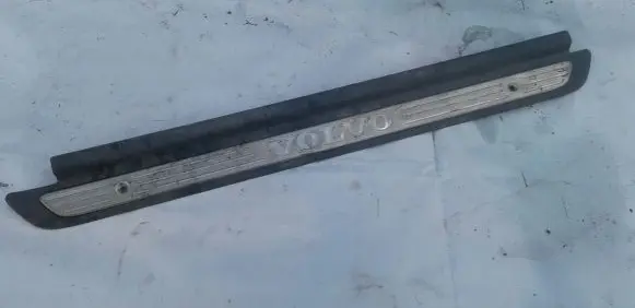 Volvo S40, V40 Front sill trim cover 30818426