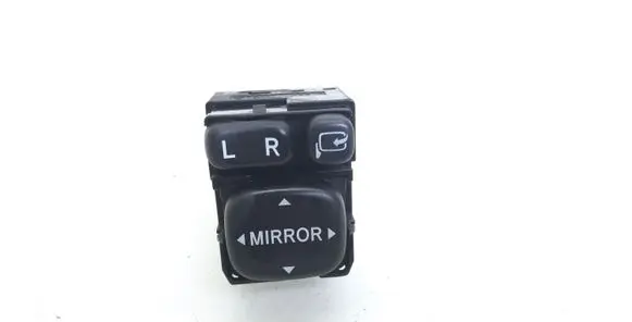Toyota Avensis T250 Wing mirror switch 183575