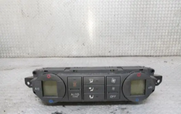 Ford Focus Climate control unit 3M5T18C612AR