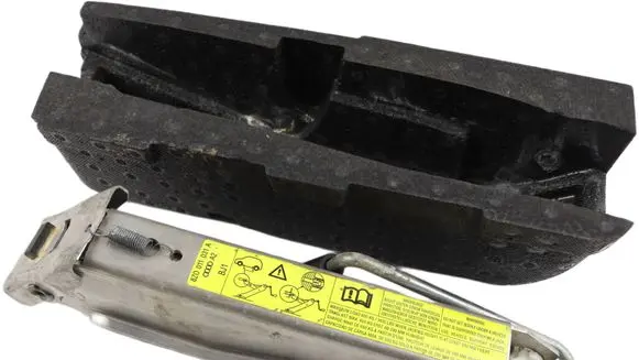 Audi A2 Lift Jack 8Z0011031A