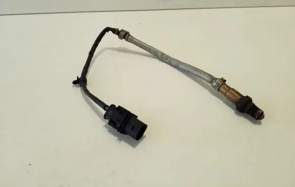 Volkswagen Eos Lambda probe sensor 06F906262 0258017044