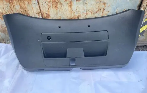 Audi A7 S7 4G Tailgate trim 4G8867979A