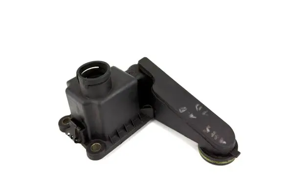 Volkswagen PASSAT B3 Breather/breather pipe/hose 048103772B 048103623