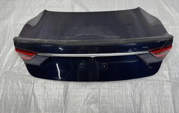 Maserati GranTurismo Tailgate/trunk/boot lid M189