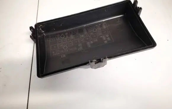 Opel Insignia A Fuse box cover 13222784 544949969