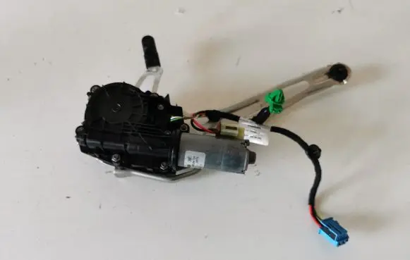 Mercedes-Benz CLS W257 Tailgate/trunk/boot lift motor 0390204124