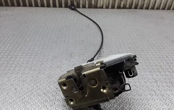 Renault Scenic II - Grand scenic II Front door lock