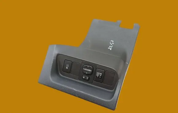 Toyota Auris 150 Wing mirror switch 55545-02010