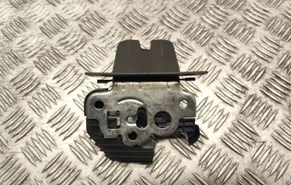 Audi A4 S4 B8 8K Tailgate/trunk/boot lock/catch/latch M11004