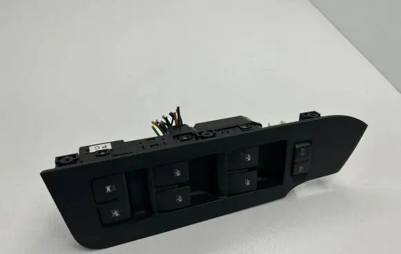 Chevrolet Captiva Electric window control switch 201003481