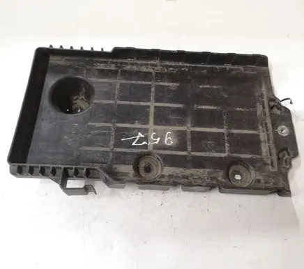 Volvo V40 Battery tray 31301934