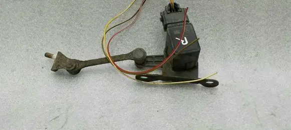 Mercedes-Benz SL R230 Headlight/headlamp level sensor A0025428818