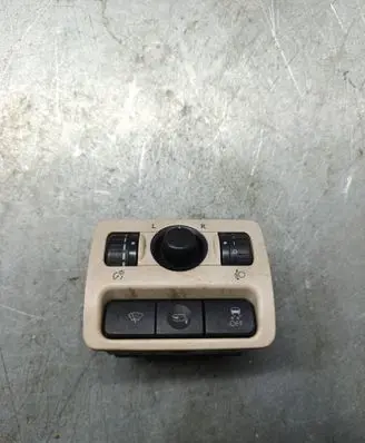 Subaru B9 Tribeca Wing mirror switch 159997