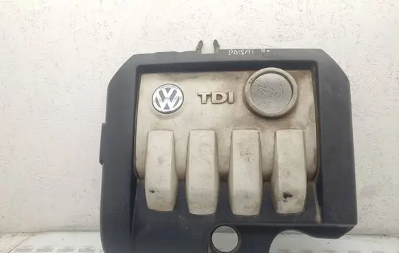 Volkswagen PASSAT B6 Engine cover (trim) 03G103925BL