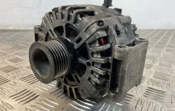 Audi A4 S4 B6 8E 8H Generator/alternator A0009067702 FG18S128 313005772