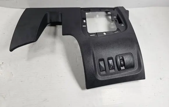 Renault Captur Panel trim 689212461R