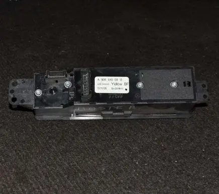 Mercedes-Benz Sprinter W906 Electric window control switch A9065450913