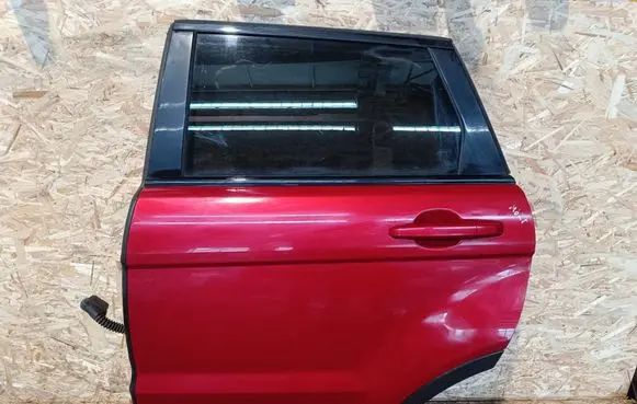 Land Rover Evoque I Rear door