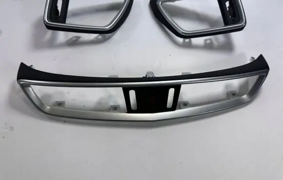 Nissan Qashqai Dash center air vent grill