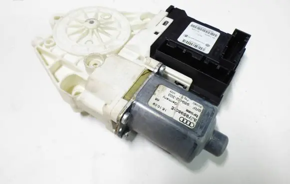Audi TT TTS Mk2 Front door window regulator motor 8J7959802E 989452303