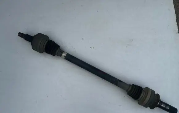 Alfa Romeo Stelvio Rear driveshaft