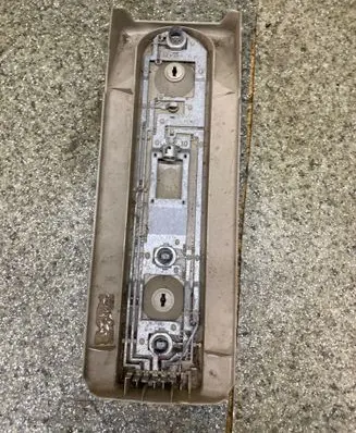 BMW 3 E30 Tail light bulb cover holder 130047