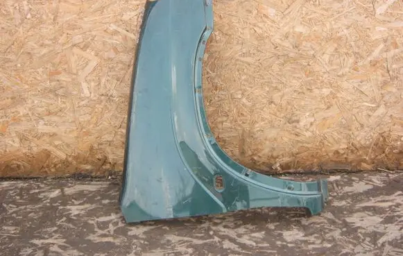 Suzuki Ignis Fender