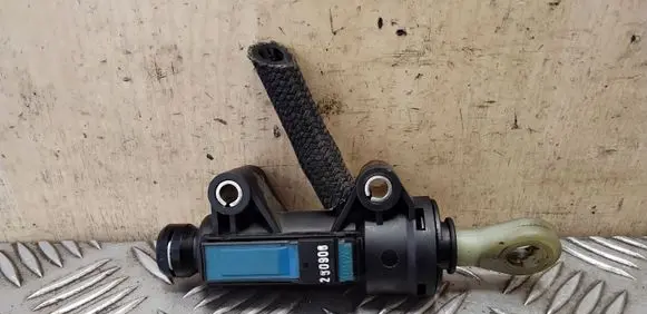 BMW X3 E83 Clutch master cylinder 21526758822