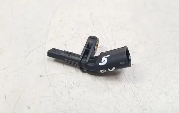 Volkswagen Golf V ABS brake wheel speed sensor 7H0927803