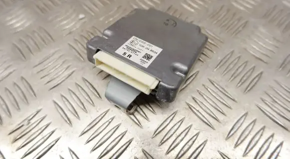 Toyota Prius (XW50) Other control units/modules 8815047140