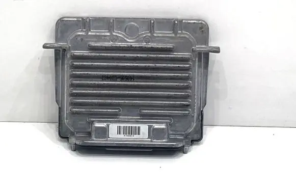 Ford Kuga II Voltage converter/converter module 89089352