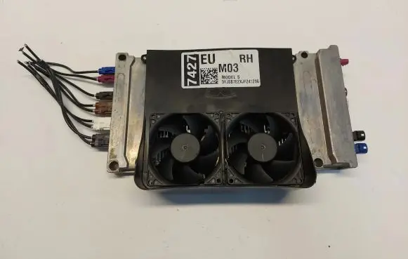 Tesla Model S Other control units/modules 1125800-00-c