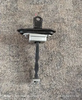Nissan Qashqai+2 Front door check strap stopper 80440jd00a