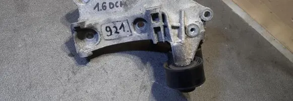 Nissan Qashqai Other engine bay part 117102017R
