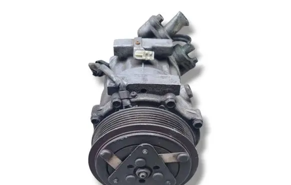Volvo V50 Air conditioning (A/C) compressor (pump) 3M5H19D629TA