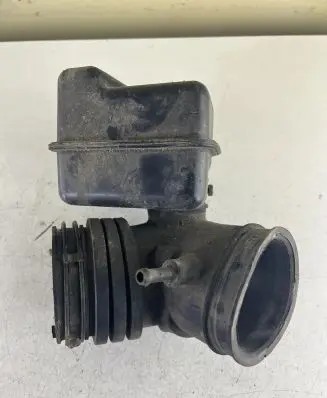 Intake resonator