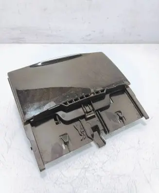 Mercedes-Benz CLS C218 X218 Ashtray (front) A2186800750 00009051 81935001