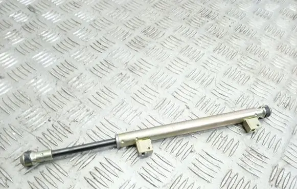 BMW 3 E46 Convertible roof main ram cylinder 